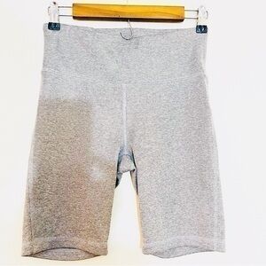 Gap Fit Activewear Women Biker Shorts Small Gray Waistband Pocket